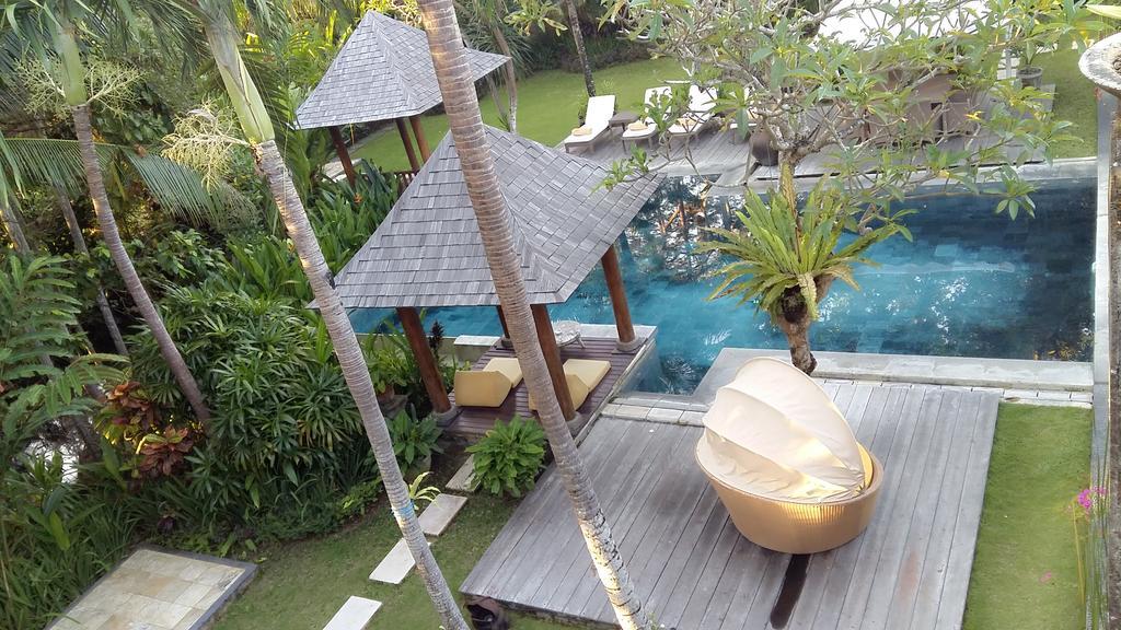 Arwana Estate Villa เซมินยัค ภายนอก รูปภาพ