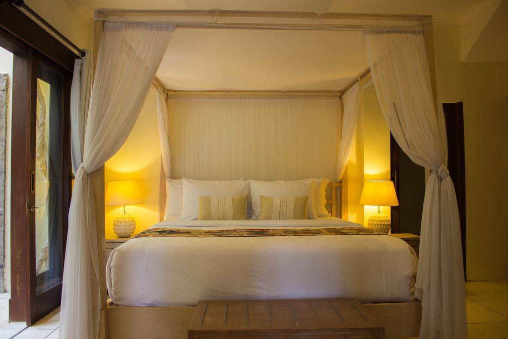 Arwana Estate Villa เซมินยัค ภายนอก รูปภาพ