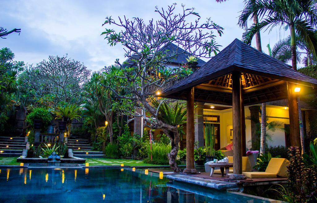 Arwana Estate Villa เซมินยัค ภายนอก รูปภาพ