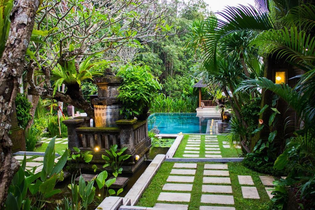 Arwana Estate Villa เซมินยัค ภายนอก รูปภาพ