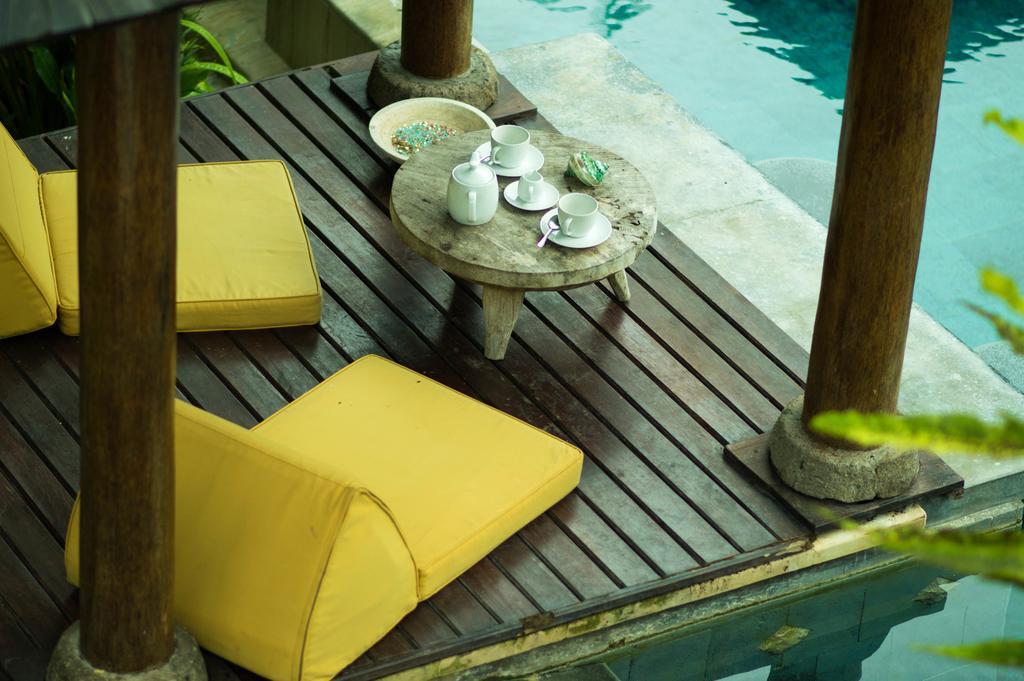 Arwana Estate Villa เซมินยัค ภายนอก รูปภาพ