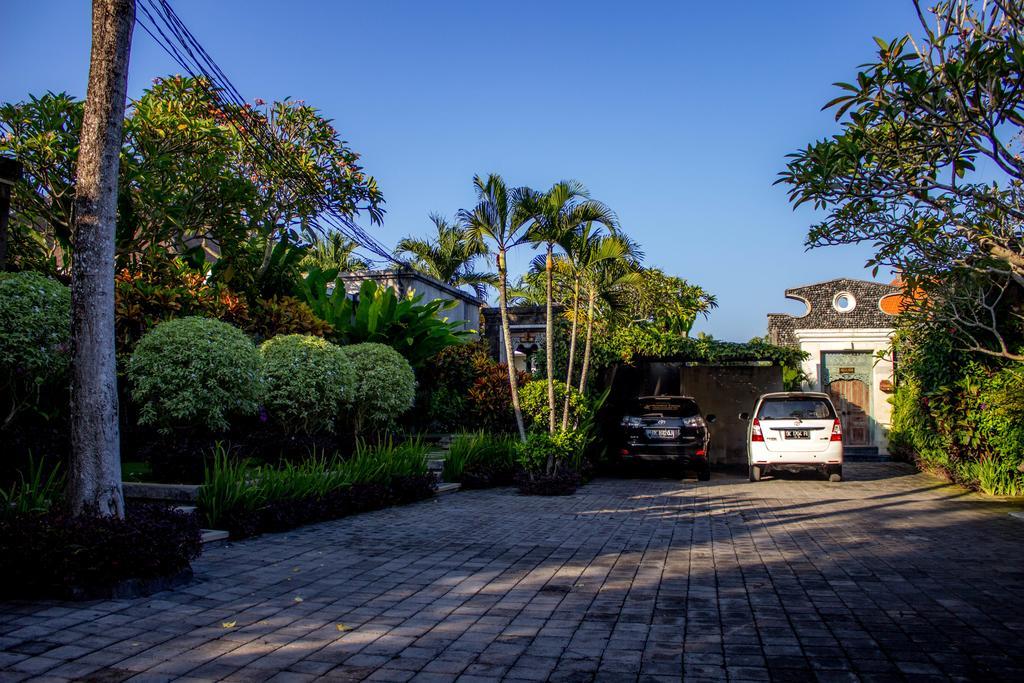 Arwana Estate Villa เซมินยัค ภายนอก รูปภาพ