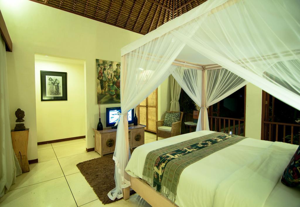 Arwana Estate Villa เซมินยัค ภายนอก รูปภาพ