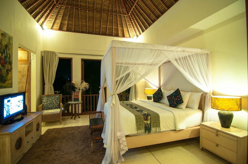 Arwana Estate Villa เซมินยัค ภายนอก รูปภาพ